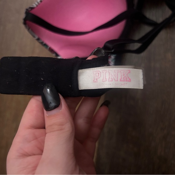 PINK Victoria's Secret Black and Red Patterned Accessories - Picture 3 of 3